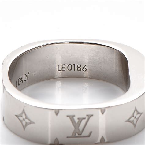 d ring louis vuitton|louis vuitton rings for men.